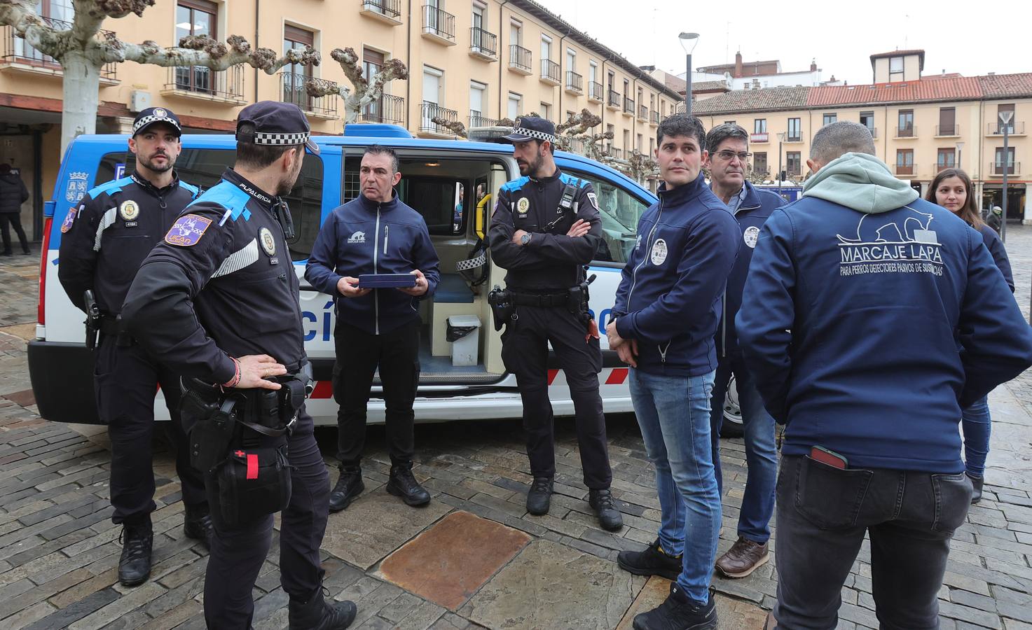 Palencia estrena la Unidad Canina con tres perros policía