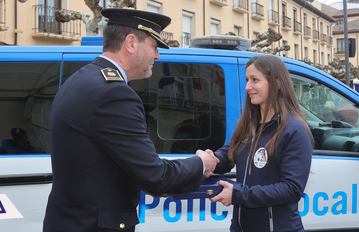 Palencia estrena la Unidad Canina con tres perros policía