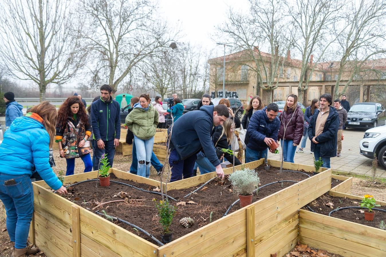 El campus de Palencia inaugura un jardín terapeútico