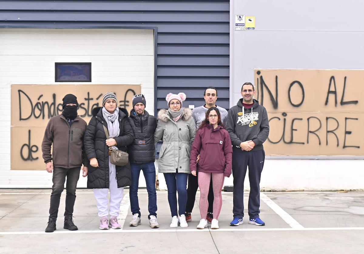 Los trabajadores de Laumont Valladolid durante el primer día de huelga.