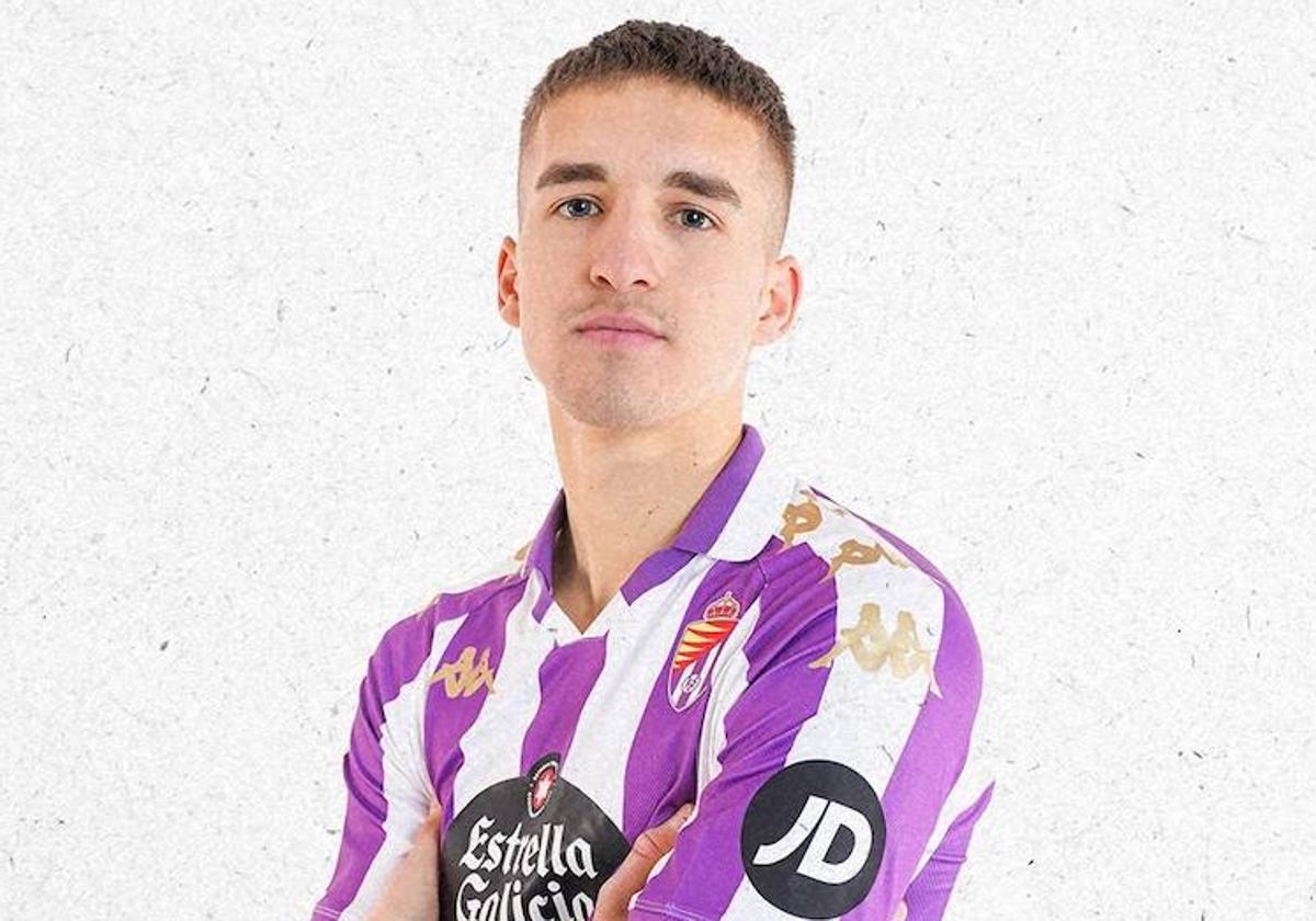 Stipe Biuk, con la camiseta del Real Valladolid.