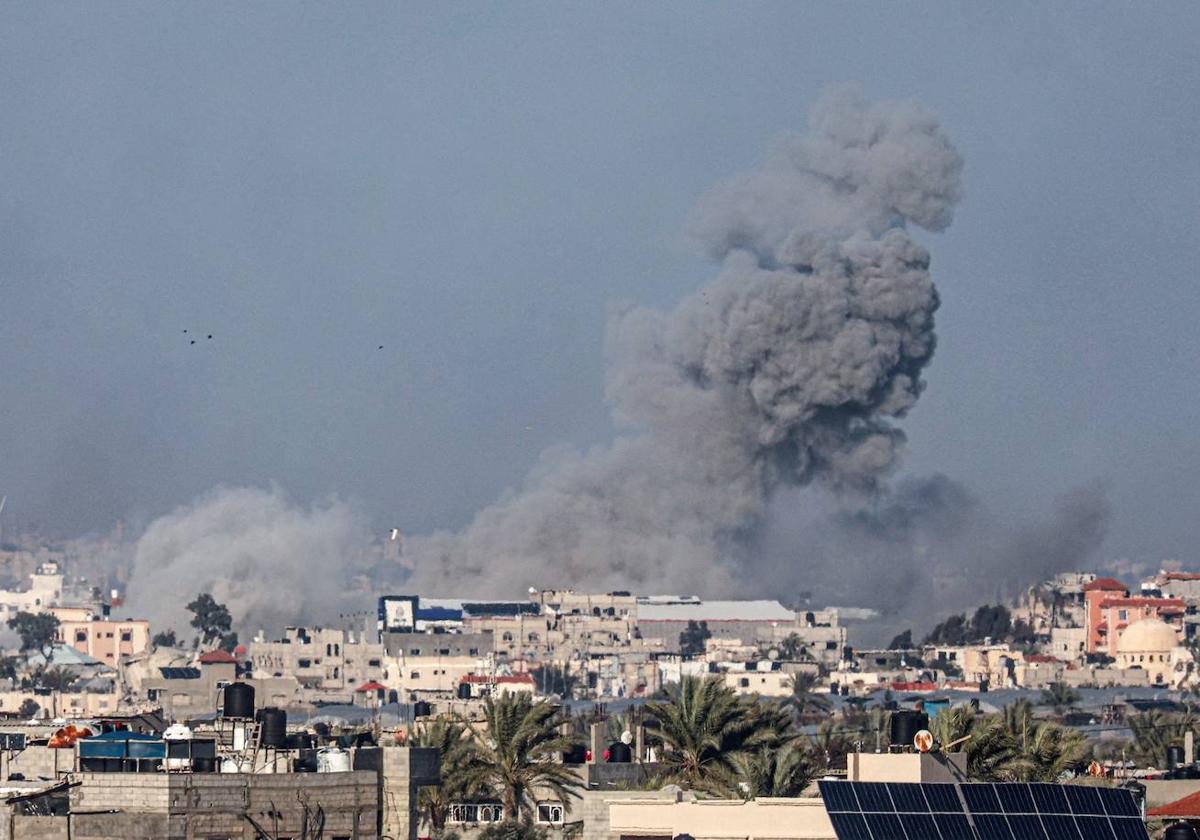 Ataque israelí en Rafah, en el sur de la Franja de Gaza.