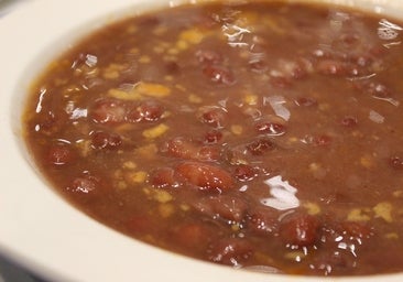 Alubias pintas guisadas con verduras