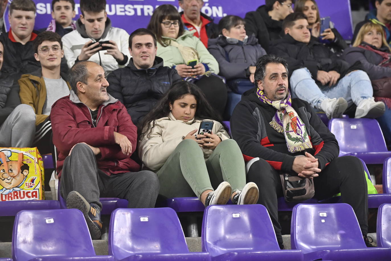 Búscate en la grada del José Zorrilla (1 de 3)