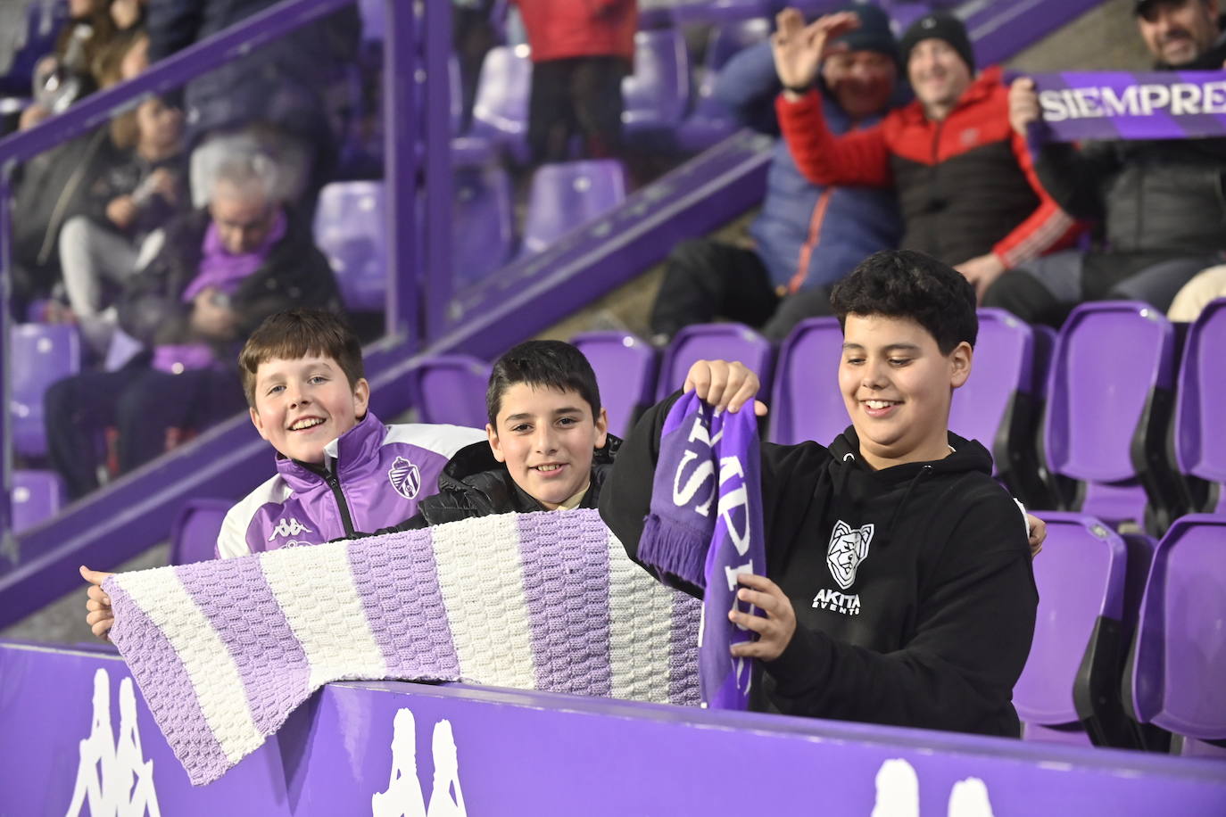 Búscate en la grada del estadio José Zorrilla (2 de 3)