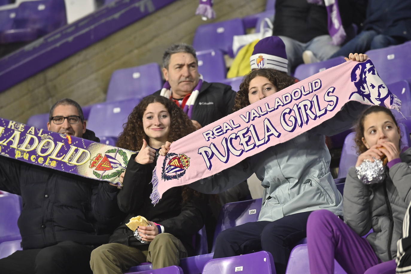 Búscate en la grada del estadio José Zorrilla (2 de 3)