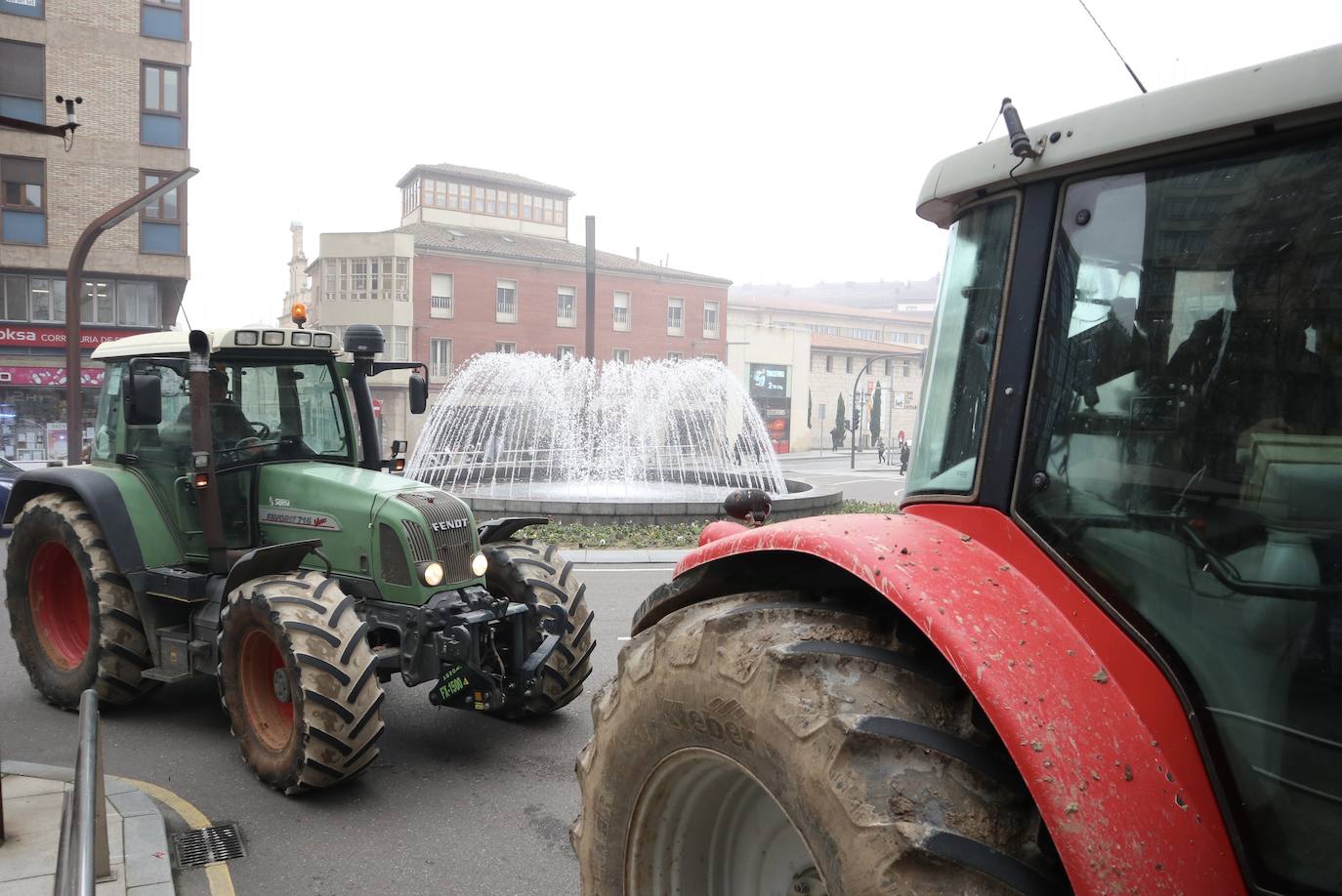 Los agricultores protestan con una tractorada en Zamora