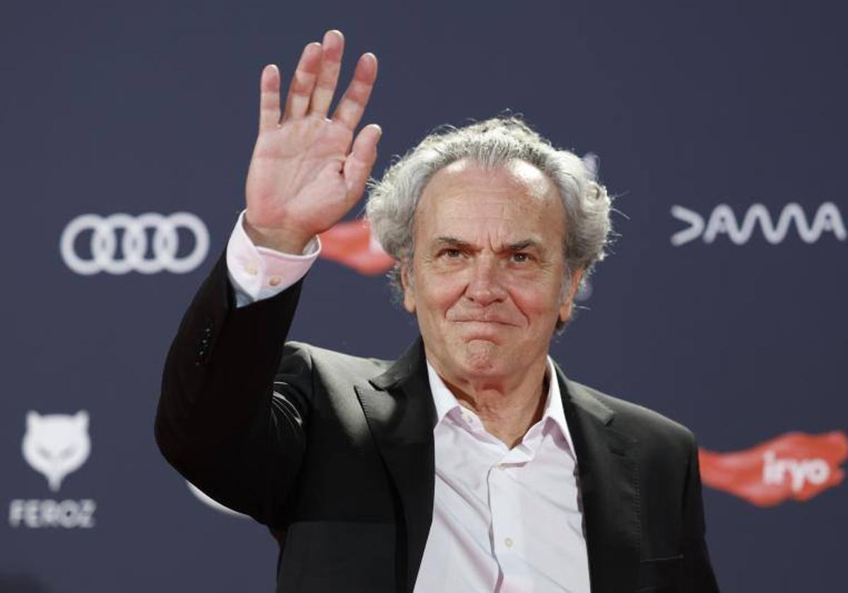 José Coronado posa en la alfombra roja de la gala de entrega de la undécima edición de los Premios Feroz.