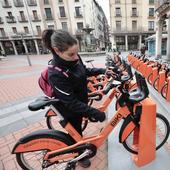 Las bicis de Biki llegarán a grandes empresas y a cuatro municipios del alfoz