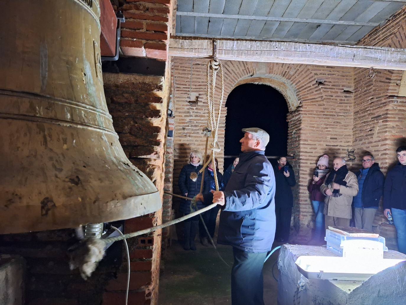 Los vecinos de Santa Eufemia tocan las campanas para ahuyentar los nublados