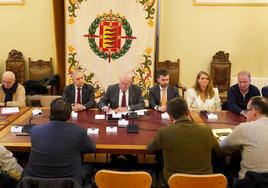 Carnero preside la segunda sesión de la Mesa del Soterramiento.