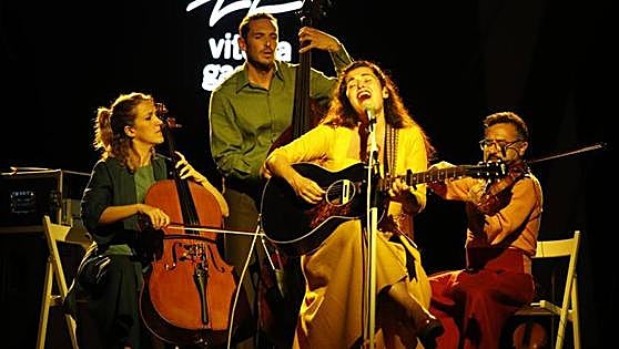 Amaia, Bisbal, Niña Pastori, Estopa y Sílvia Pérez Cruz, en la gala de los Goya