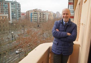 Una vivienda joven y elegante en un edificio con 84 años de historia