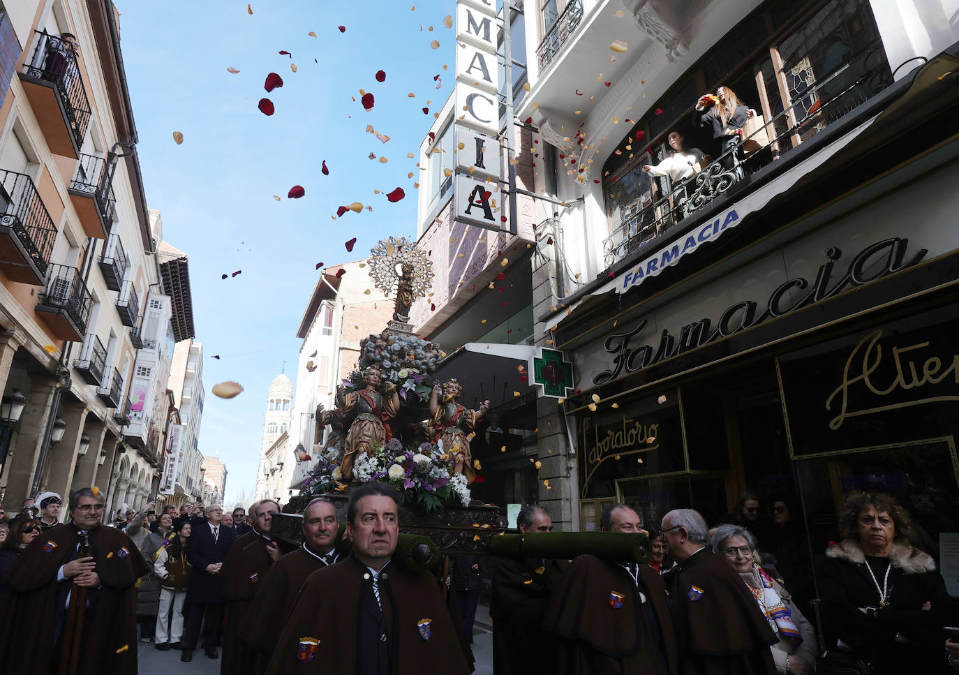 Palencia se entrega a su patrona