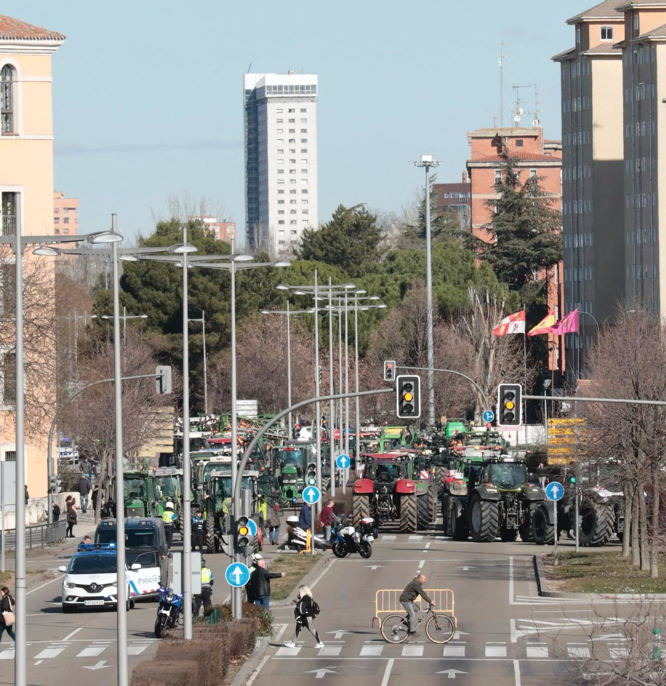 Los tractores colapsan Valladolid capital