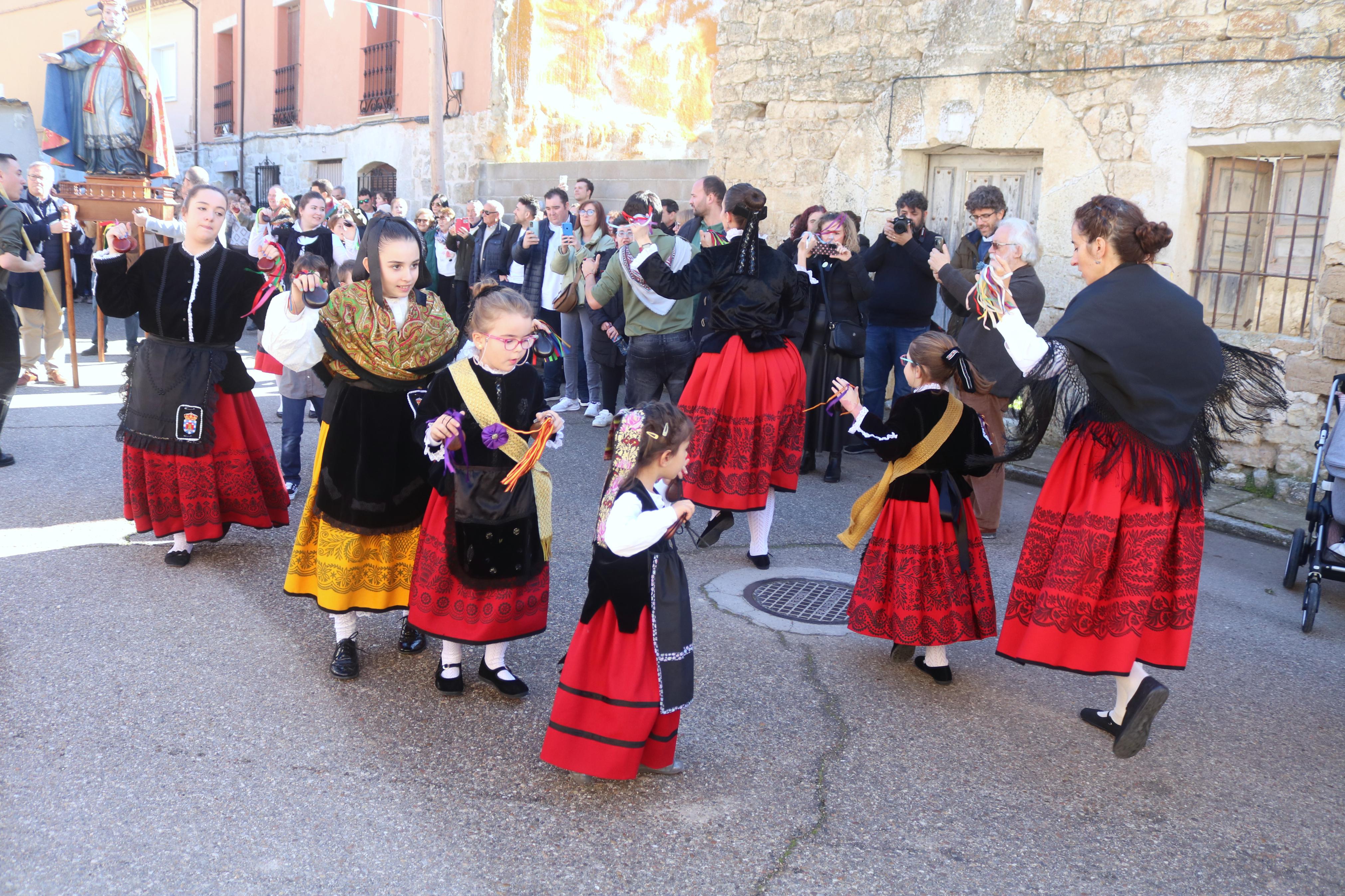 Hornillos de Cerrato se rinde a San Blas