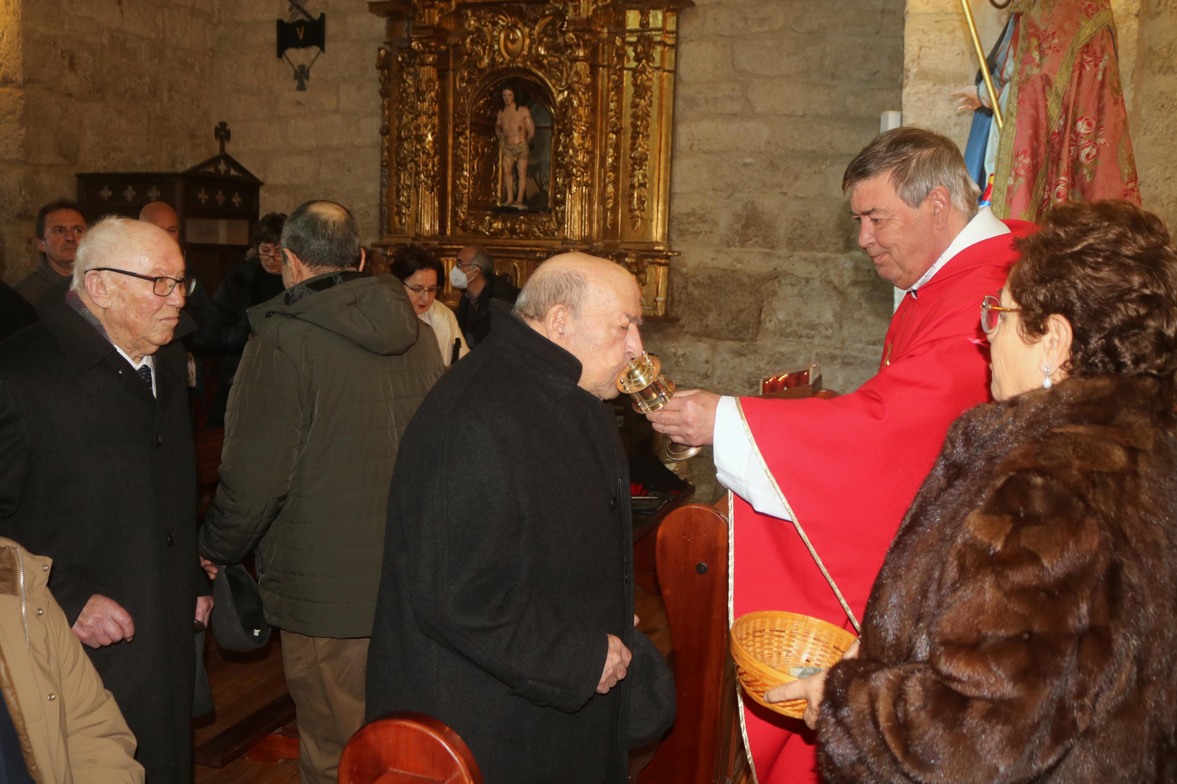 Hornillos de Cerrato se rinde a San Blas