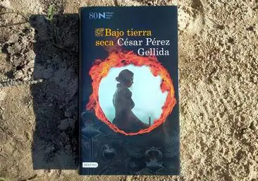 Bajo tierra seca by César Pérez Gellida, eBook