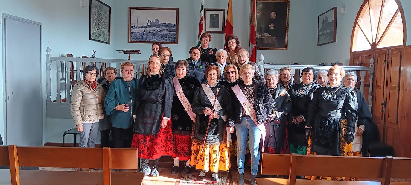 Participantes en la festividad de San Águeda en Torrelobatón.