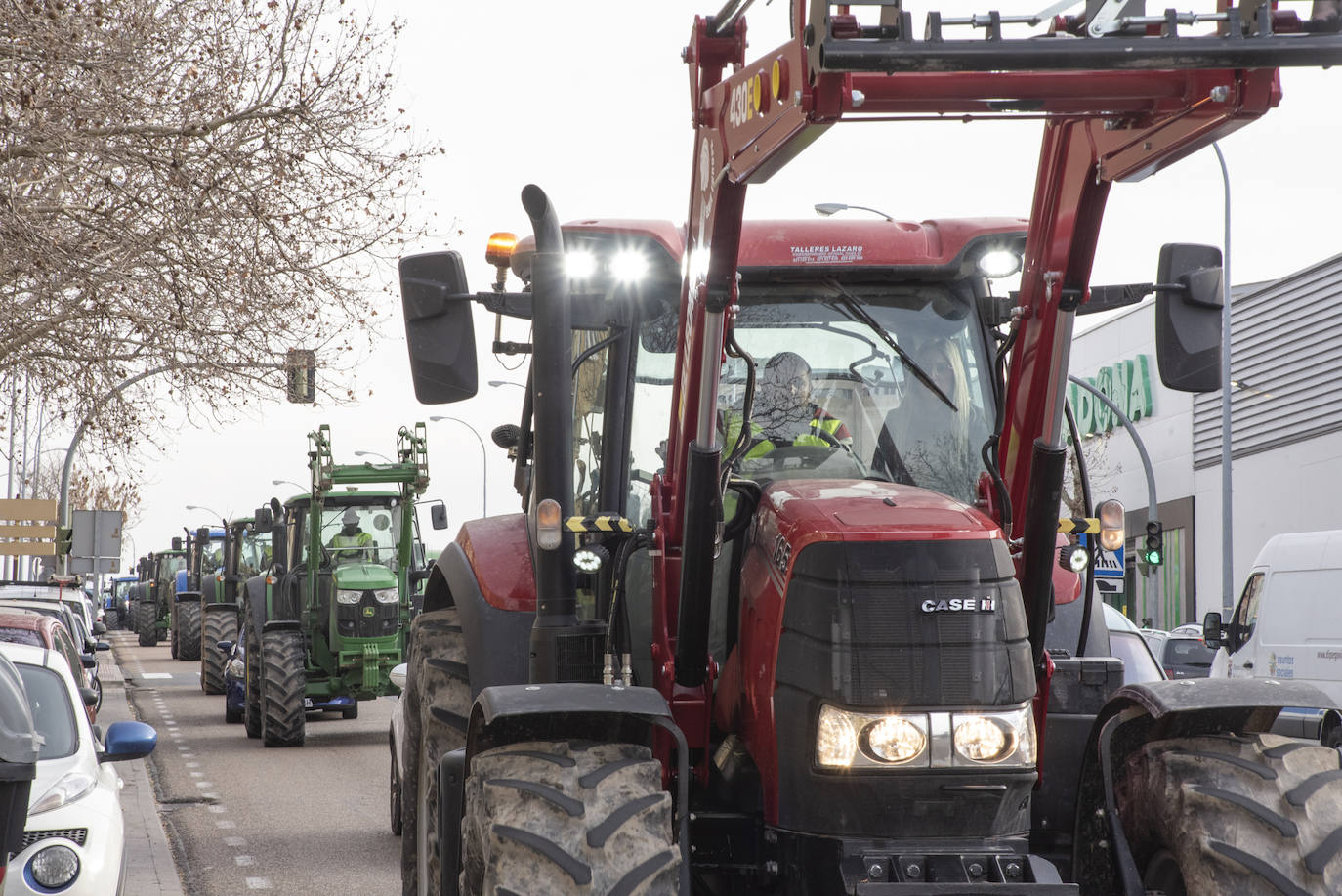 La tractorada por el centro de Segovia, en imágenes