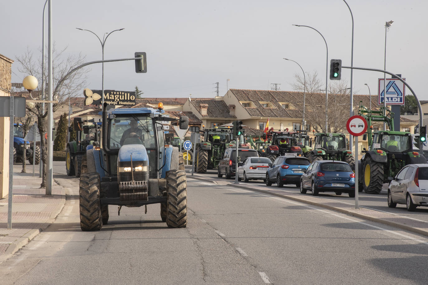 La tractorada por el centro de Segovia, en imágenes