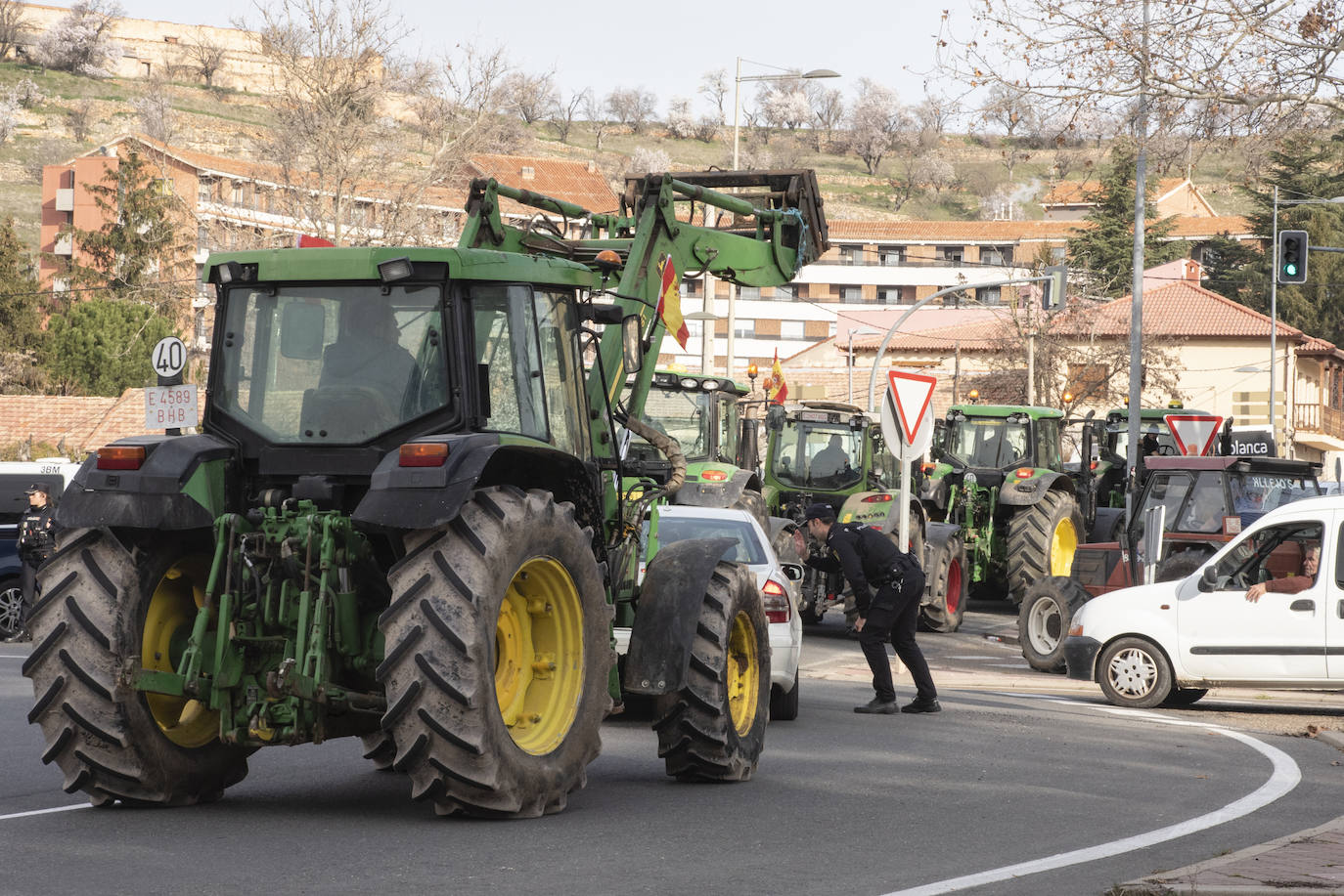 La tractorada por el centro de Segovia, en imágenes