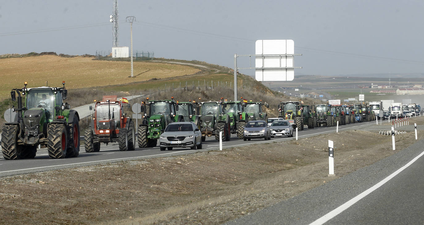 Las protestas de los agricultores segovianos, en imágenes