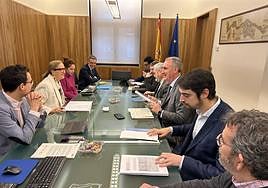 Reunión entre la Condeferación Hidrográfica del Duero y el Ayuntamiento de Segovia.