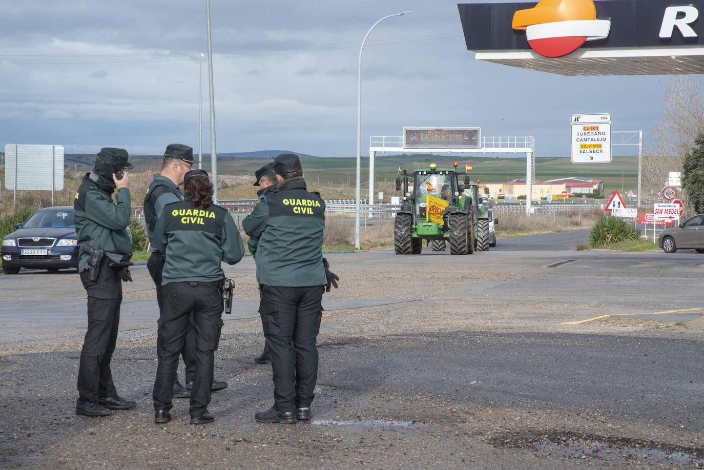 La tractorada del viernes por Segovia, en imágenes