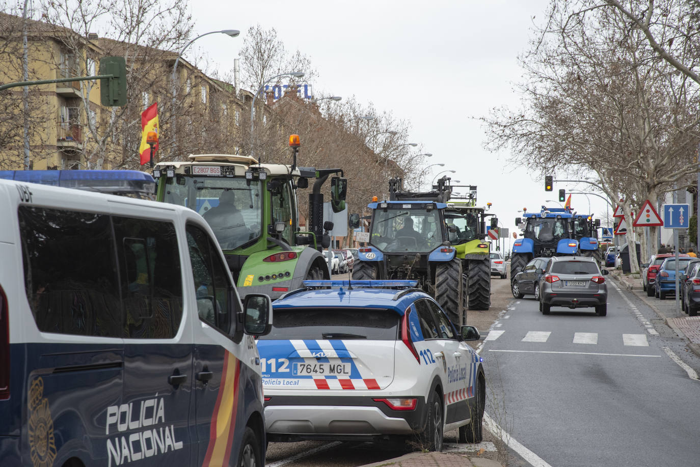 La tractorada del viernes por Segovia, en imágenes