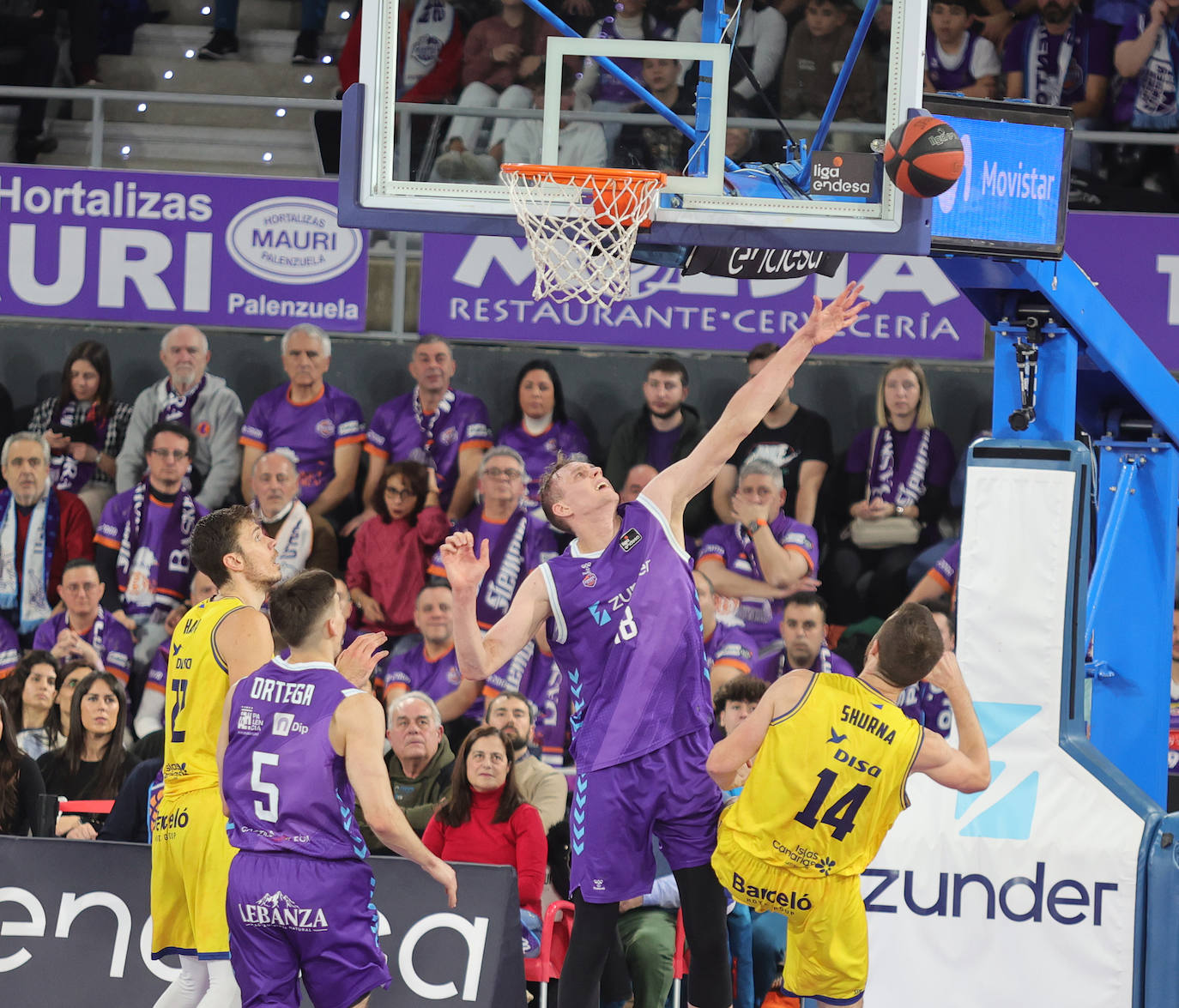 Palencia festeja el cuarto triunfo del Zunder