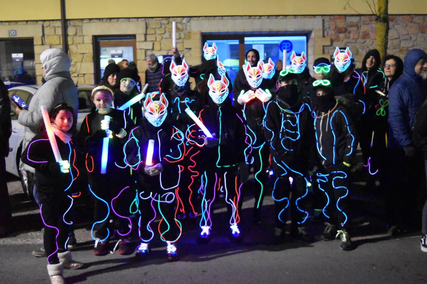 El Carnaval de la Galleta luce en el gran desfile