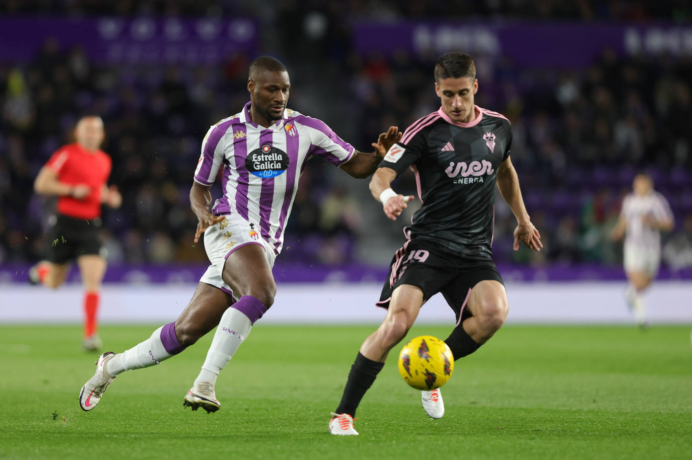 Las imágenes del partido entre el Real Valladolid y el Albacete