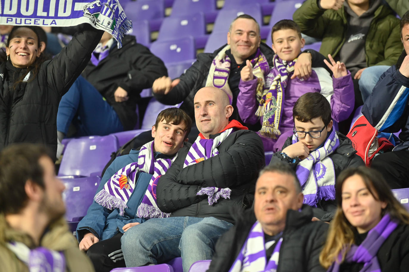 Búscate en la grada del Estadio José Zorrilla (2 de 4)