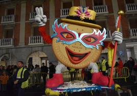 La galleta, antes de ser quemada para despedir el carnaval.