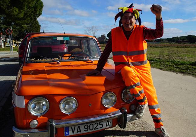 Pepe utiliza un R-8 para ir desde su casa, en Herrera de Duero, hasta su trabajo, en el polígono de San Cristóbal de Valladolid.