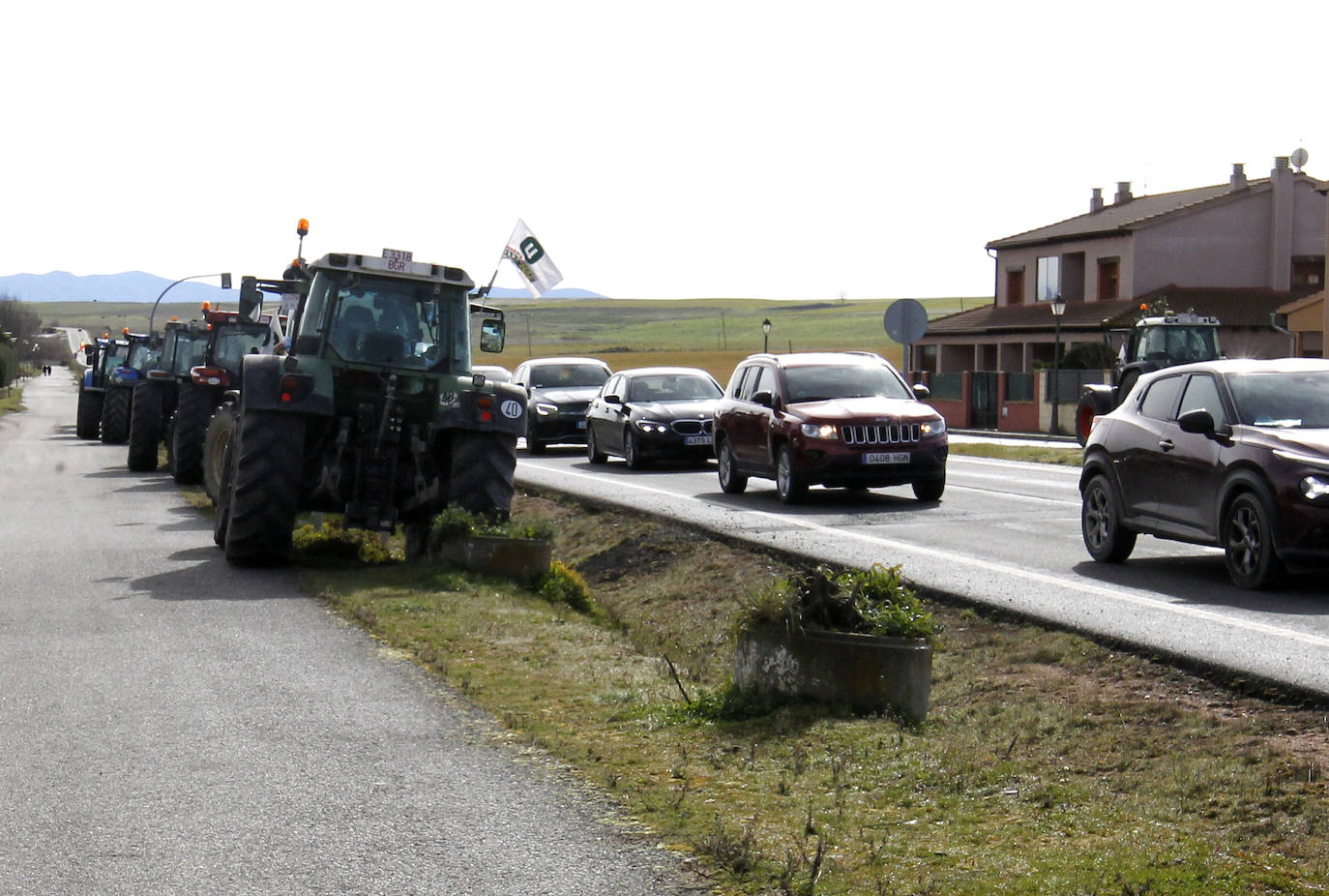 La protesta de agricultores en Santa María, en imágenes