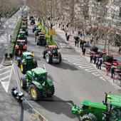 Los tractores comienzan a abandonar Valladolid de forma ordenada