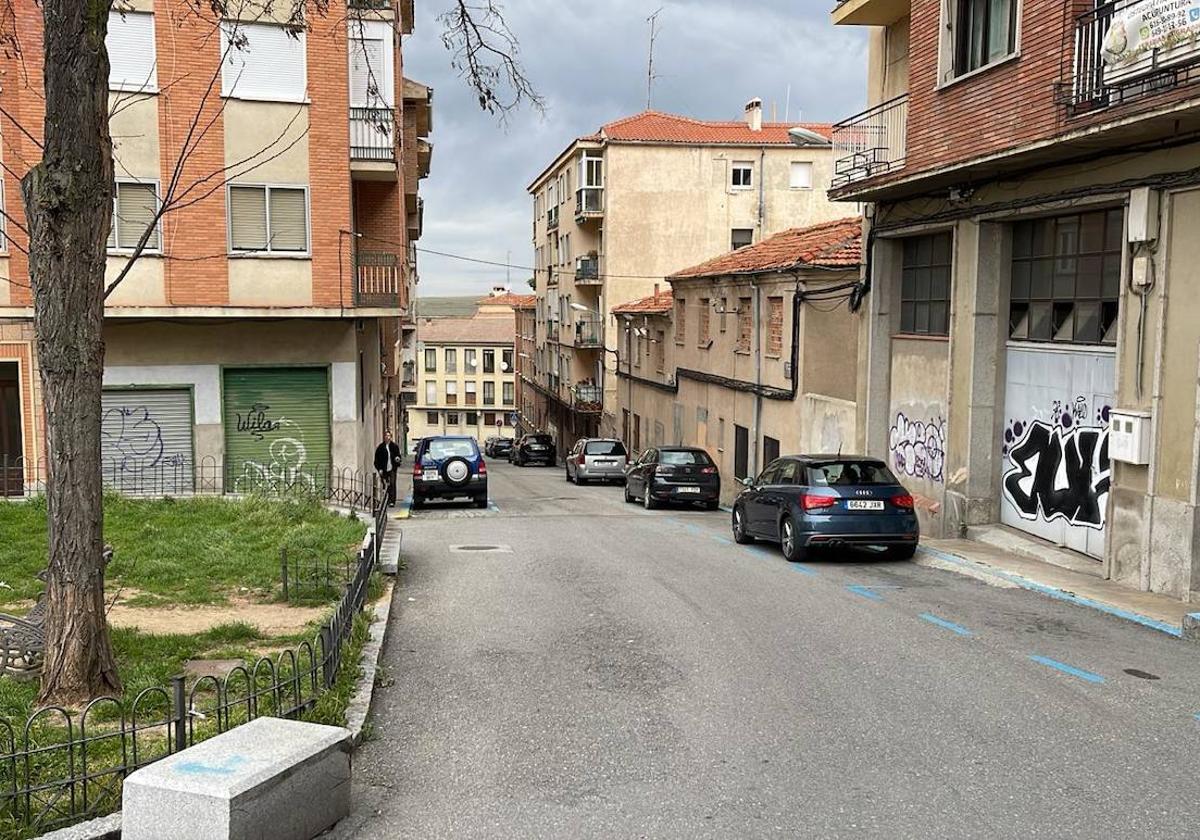 Vista de la calle Pedro de Fuentidueña, donde construirán 14 nuevas viviendas.