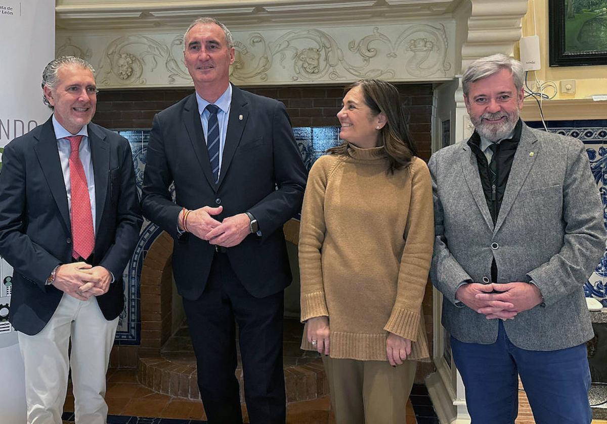 Reunión entre el Ayuntamiento de Segovia y la Federación Empresarial Segoviana.