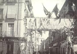 Arco de la colonia suiza, en la calle Regalado.