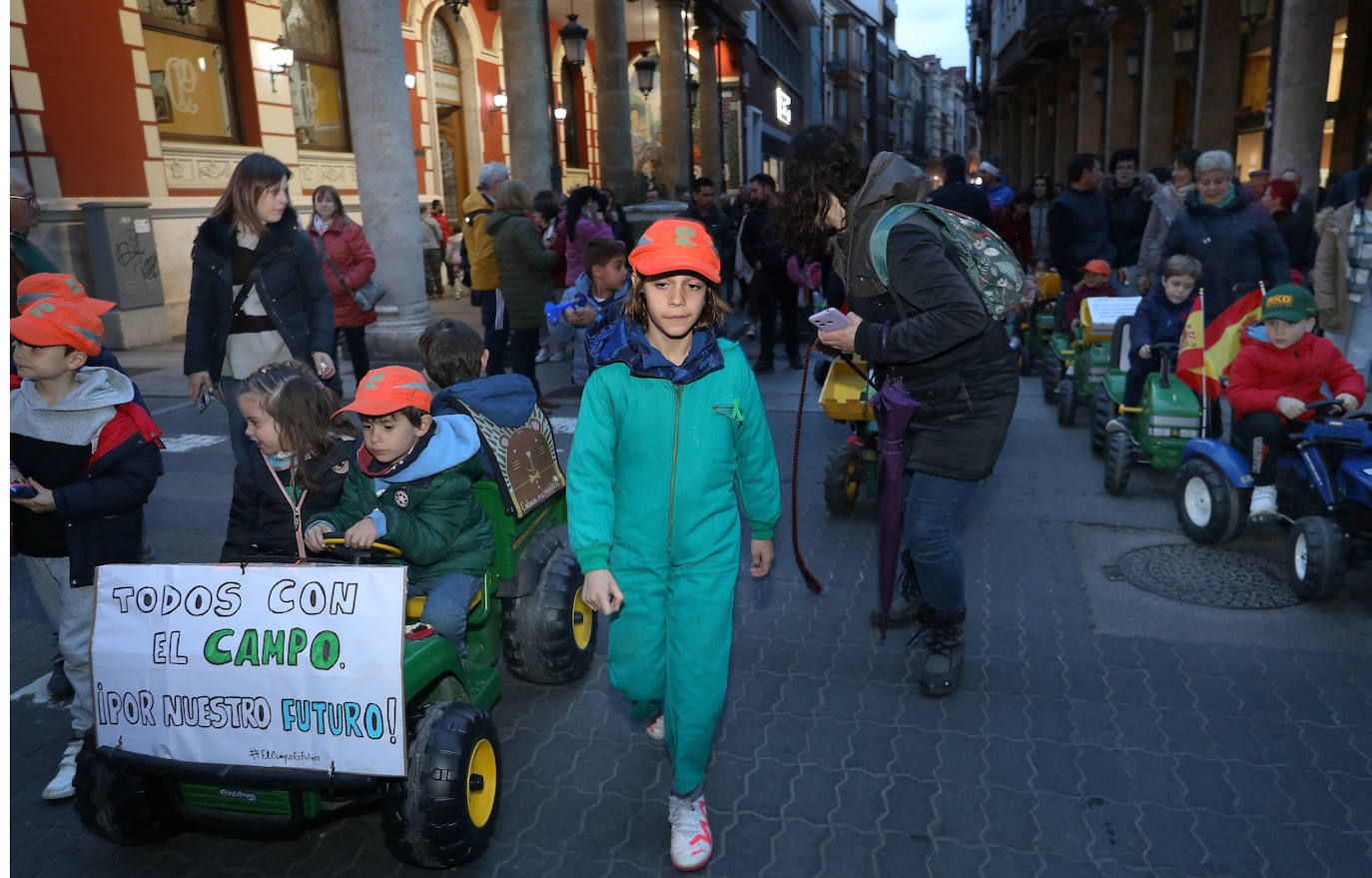 Los niños de Palencia defienden la agricultura y la ganadería