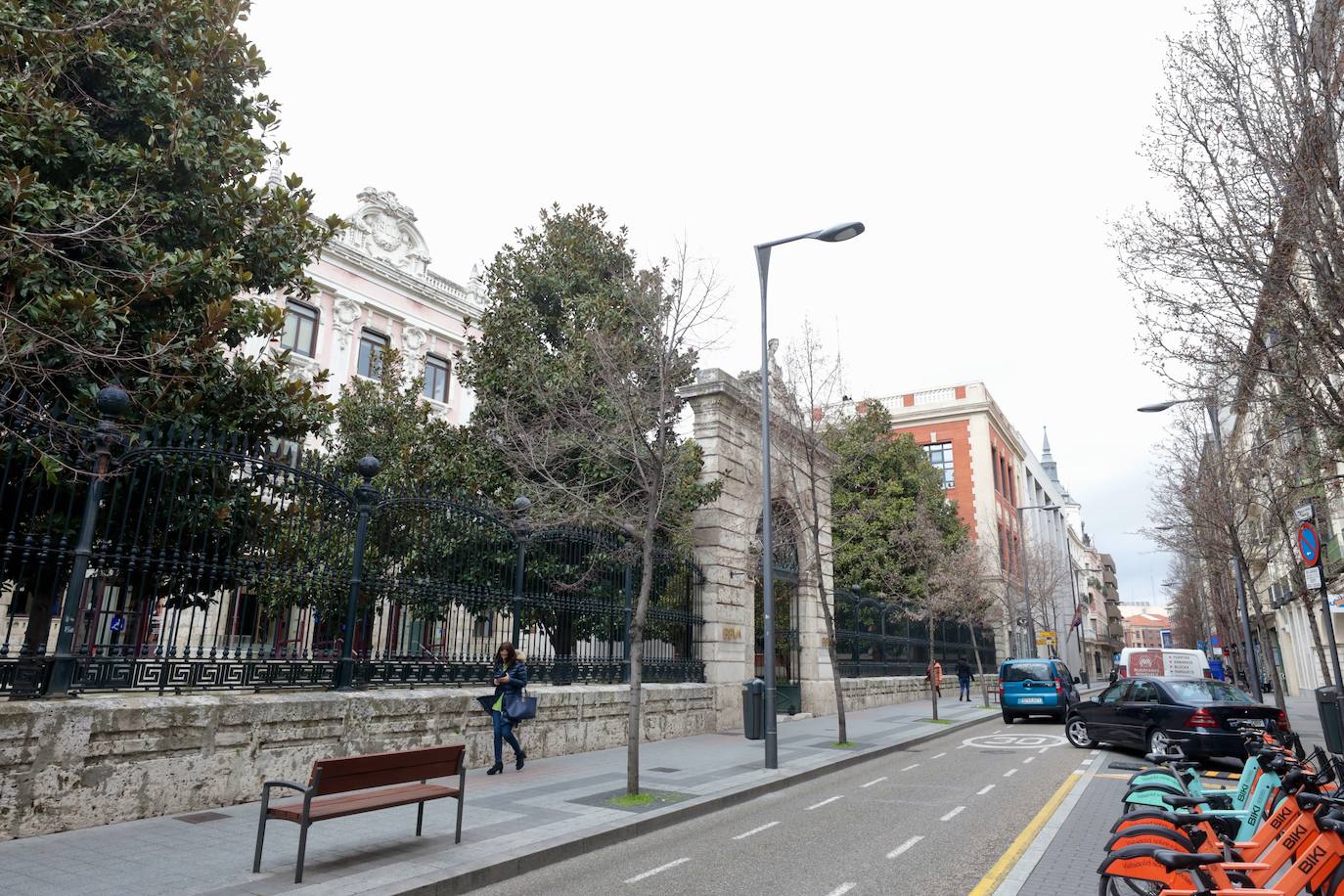 Recorre, en imágenes, la calle Duque de la Victoria