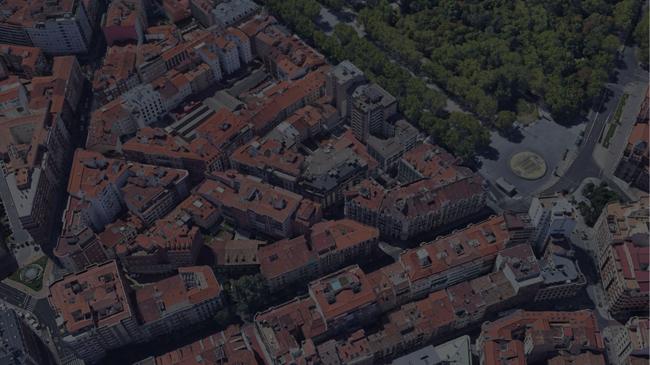 Imagen antes - Vista aérea de la Plaza de Zorrilla y sus aledaños, con la casa de Cervantes resaltada.