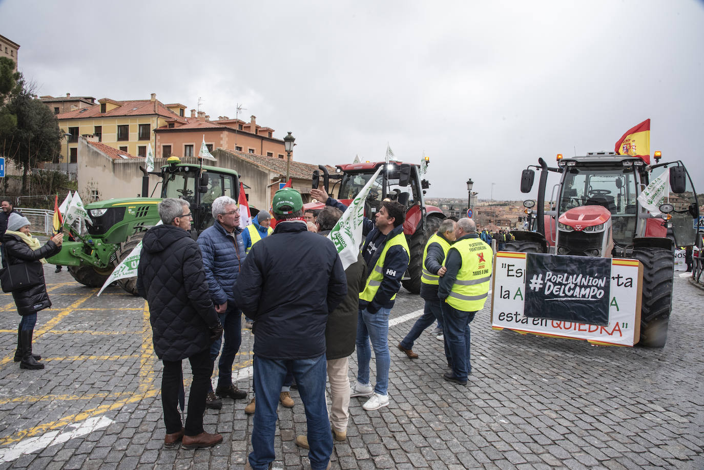 Manifestación de agricultores y ganaderos en Segovia