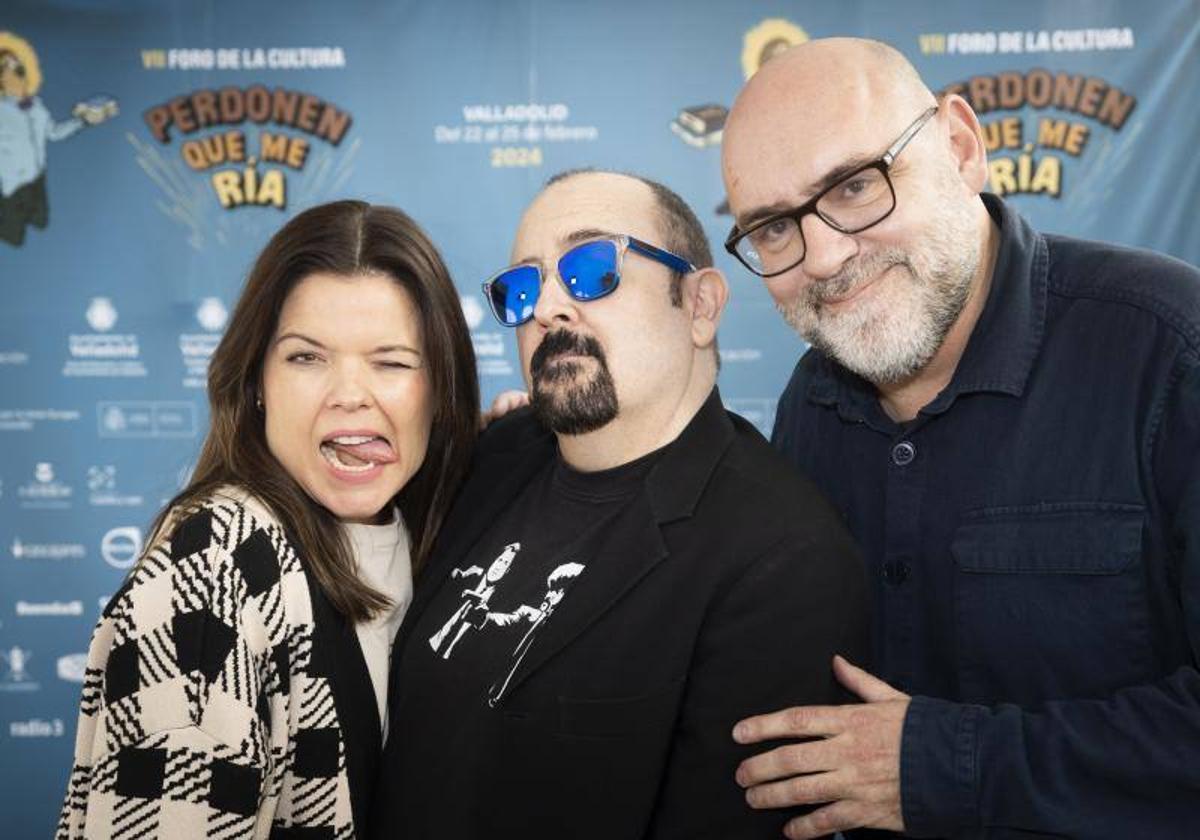 Laura Caballero, Carlos Areces y Víctor Lenore.