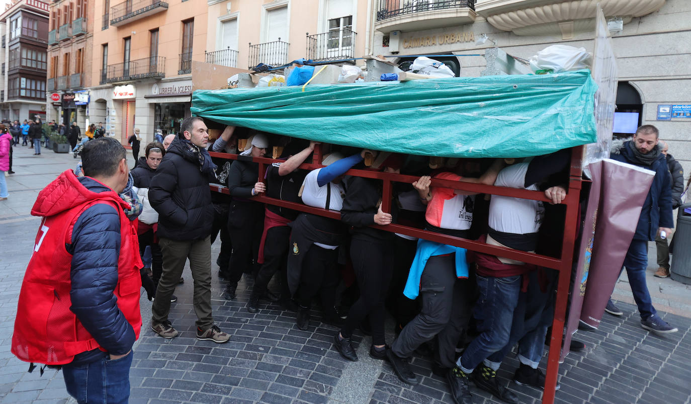 La Semana Santa se ensaya en Palencia con solidaridad