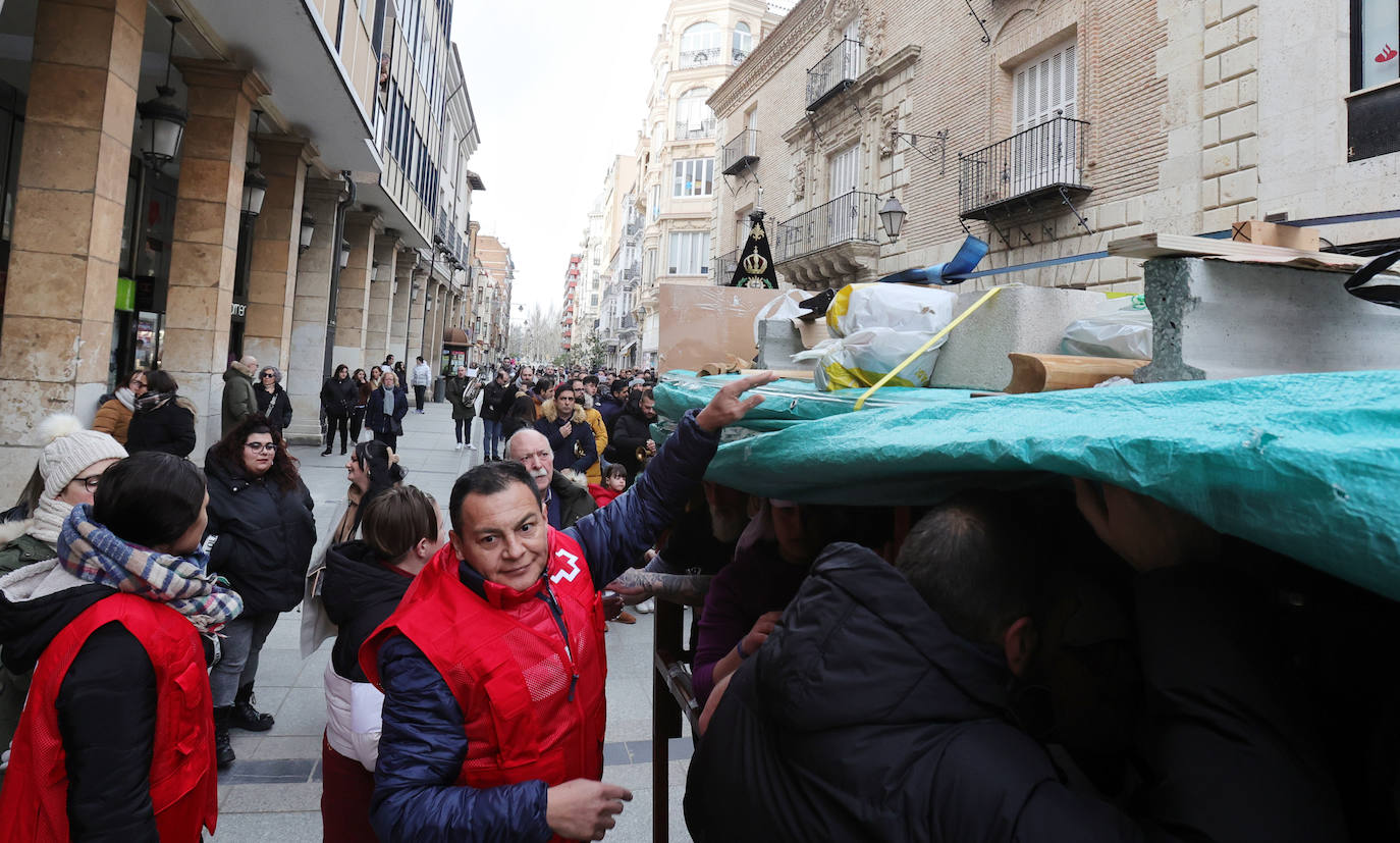 La Semana Santa se ensaya en Palencia con solidaridad