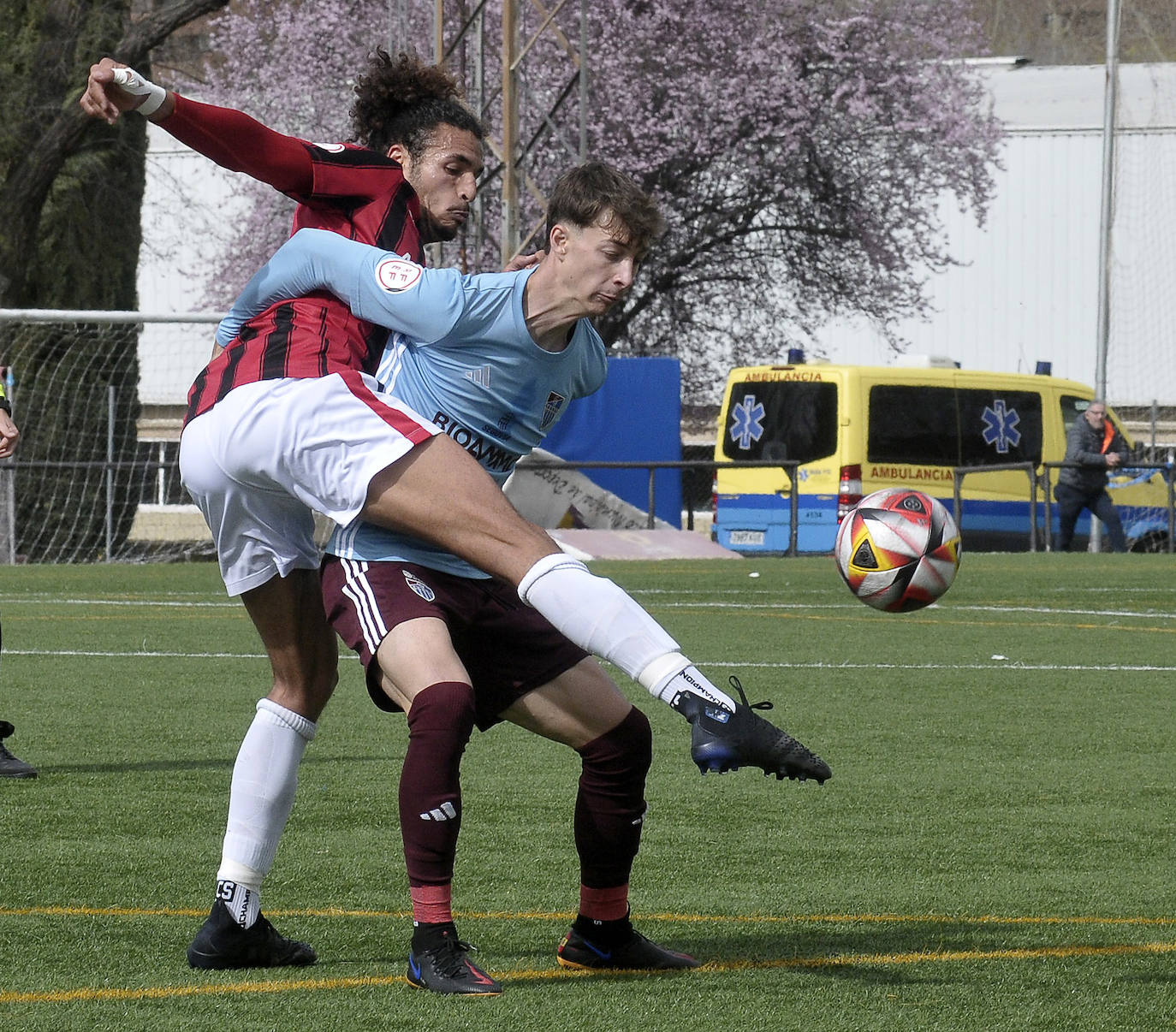 El empate entre Adarve y Segoviana, en imágenes