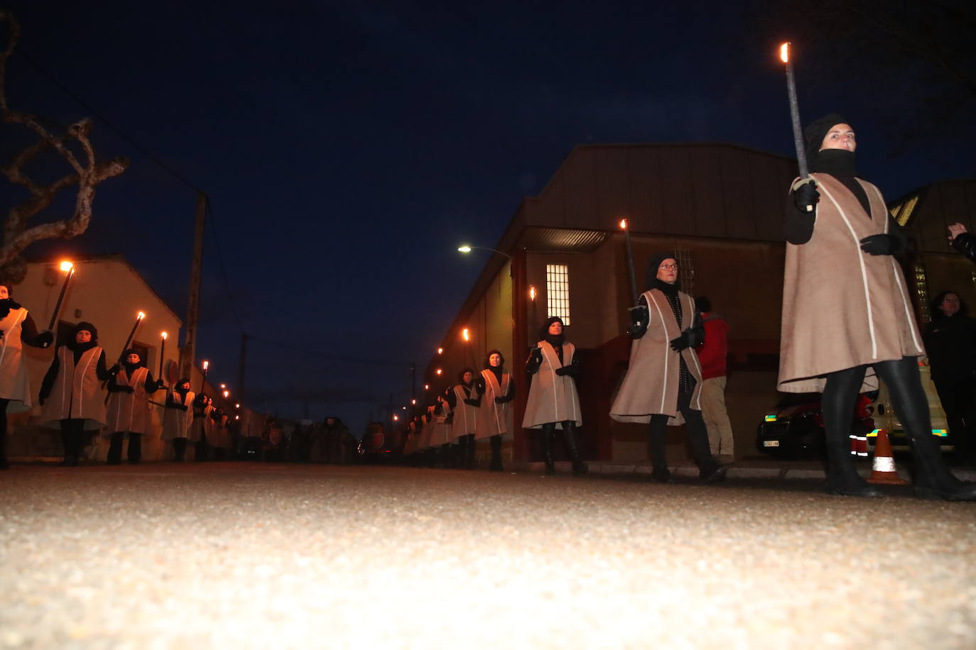 Las calles de Tordesillas rinden pleitesía a la reina Juana de Castilla
